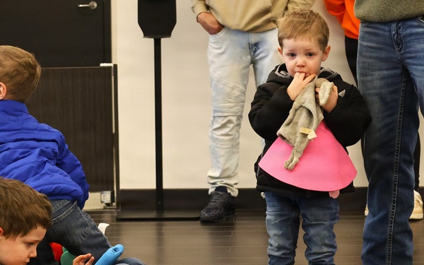 MACOMB-BASED ARMY NATIONAL GUARD ENGINEER UNIT COMPLETES MISSION IN MIDDLE EAST, RETURNS TO ILLINOIS