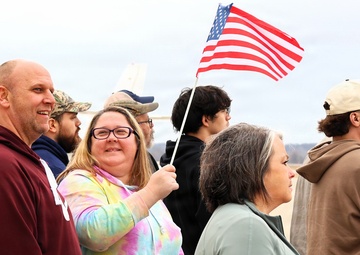 MACOMB-BASED ARMY NATIONAL GUARD ENGINEER UNIT COMPLETES MISSION IN MIDDLE EAST, RETURNS TO ILLINOIS