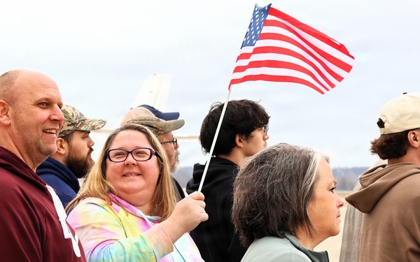 MACOMB-BASED ARMY NATIONAL GUARD ENGINEER UNIT COMPLETES MISSION IN MIDDLE EAST, RETURNS TO ILLINOIS