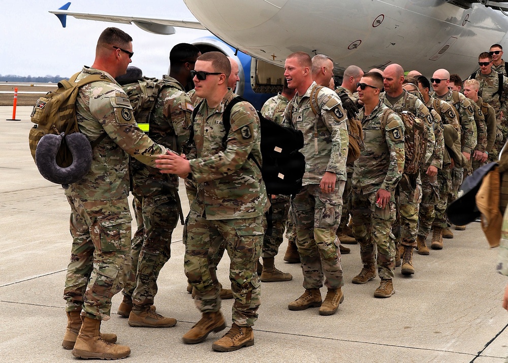 MACOMB-BASED ARMY NATIONAL GUARD ENGINEER UNIT COMPLETES MISSION IN MIDDLE EAST, RETURNS TO ILLINOIS