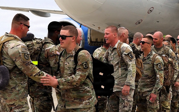 MACOMB-BASED ARMY NATIONAL GUARD ENGINEER UNIT COMPLETES MISSION IN MIDDLE EAST, RETURNS TO ILLINOIS