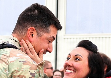 MACOMB-BASED ARMY NATIONAL GUARD ENGINEER UNIT COMPLETES MISSION IN MIDDLE EAST, RETURNS TO ILLINOIS