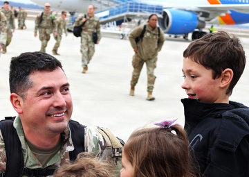 MACOMB-BASED ARMY NATIONAL GUARD ENGINEER UNIT COMPLETES MISSION IN MIDDLE EAST, RETURNS TO ILLINOIS