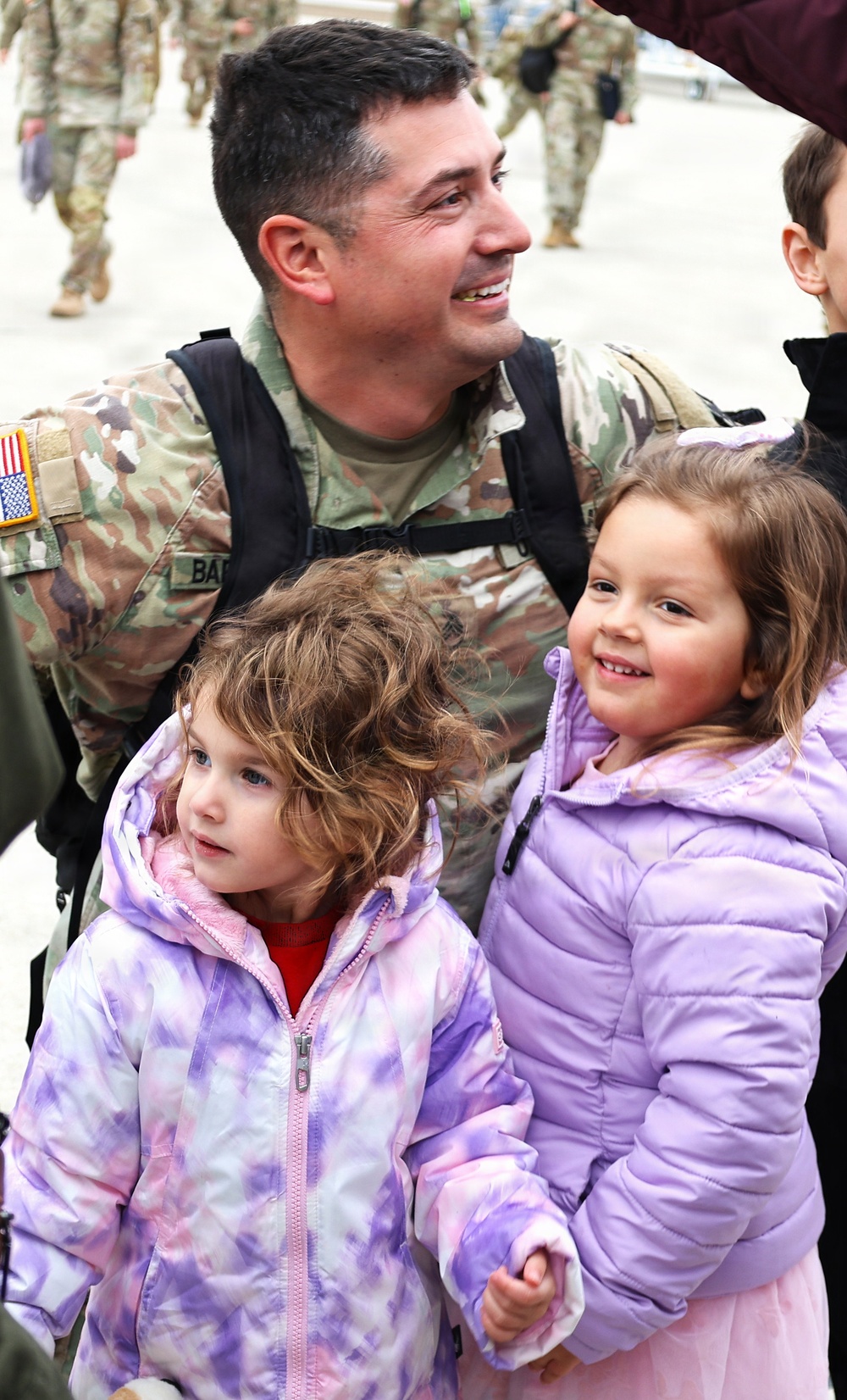 MACOMB-BASED ARMY NATIONAL GUARD ENGINEER UNIT COMPLETES MISSION IN MIDDLE EAST, RETURNS TO ILLINOIS