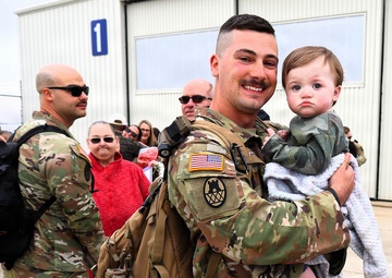 MACOMB-BASED ARMY NATIONAL GUARD ENGINEER UNIT COMPLETES MISSION IN MIDDLE EAST, RETURNS TO ILLINOIS