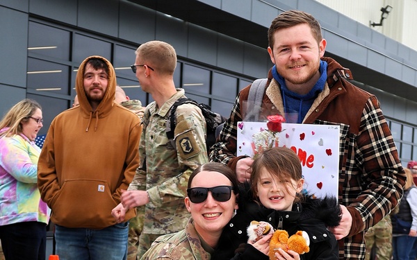 MACOMB-BASED ARMY NATIONAL GUARD ENGINEER UNIT COMPLETES MISSION IN MIDDLE EAST, RETURNS TO ILLINOIS