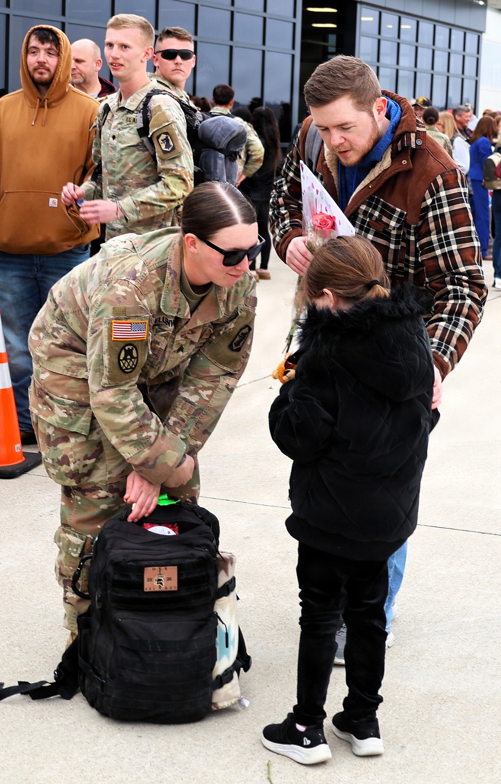 MACOMB-BASED ARMY NATIONAL GUARD ENGINEER UNIT COMPLETES MISSION IN MIDDLE EAST, RETURNS TO ILLINOIS