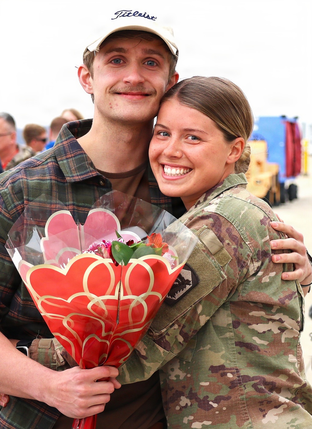 MACOMB-BASED ARMY NATIONAL GUARD ENGINEER UNIT COMPLETES MISSION IN MIDDLE EAST, RETURNS TO ILLINOIS