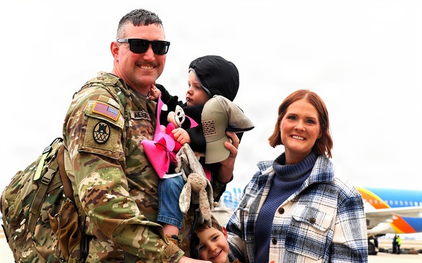 MACOMB-BASED ARMY NATIONAL GUARD ENGINEER UNIT COMPLETES MISSION IN MIDDLE EAST, RETURNS TO ILLINOIS
