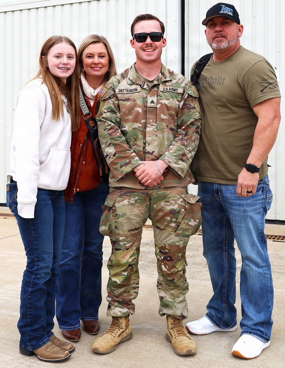 MACOMB-BASED ARMY NATIONAL GUARD ENGINEER UNIT COMPLETES MISSION IN MIDDLE EAST, RETURNS TO ILLINOIS