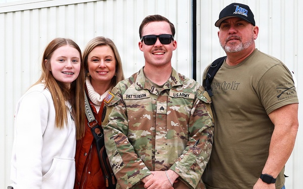 MACOMB-BASED ARMY NATIONAL GUARD ENGINEER UNIT COMPLETES MISSION IN MIDDLE EAST, RETURNS TO ILLINOIS