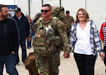 MACOMB-BASED ARMY NATIONAL GUARD ENGINEER UNIT COMPLETES MISSION IN MIDDLE EAST, RETURNS TO ILLINOIS