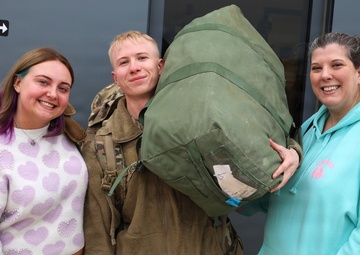 MACOMB-BASED ARMY NATIONAL GUARD ENGINEER UNIT COMPLETES MISSION IN MIDDLE EAST, RETURNS TO ILLINOIS