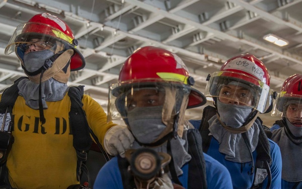 Abraham Lincoln Conducts Aviation Firefighting Drill