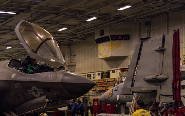Abraham Lincoln Conducts Routine Aircraft Maintenance