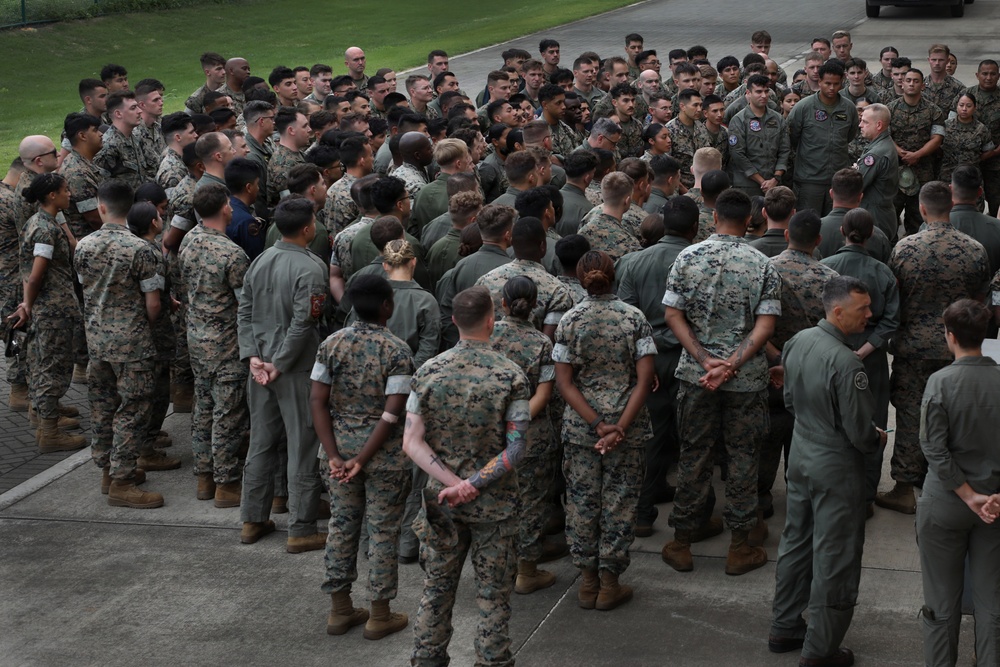 Marine Aircraft Group 24 Marines Receive recognition for outstanding service