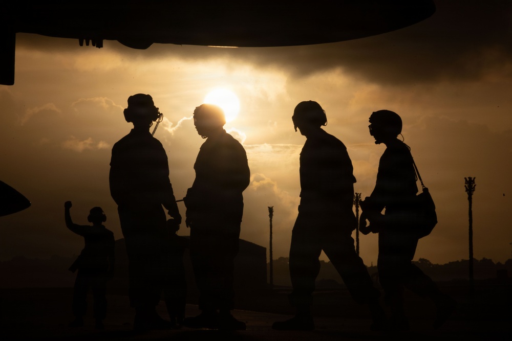 VMFA-232 prepares aircraft during GATR