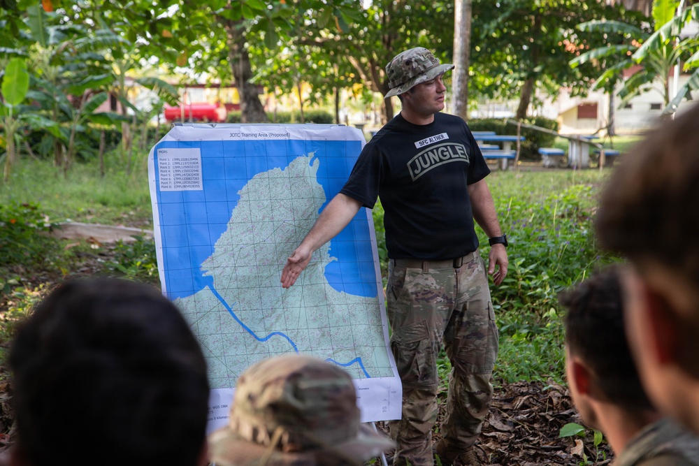 Jungle Operations Training Course - Panama: Jungle Waterborne Ops and Land Navigation