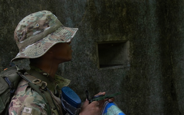 Jungle Operations Training Course - Panama: Jungle Waterborne Ops and Land Navigation