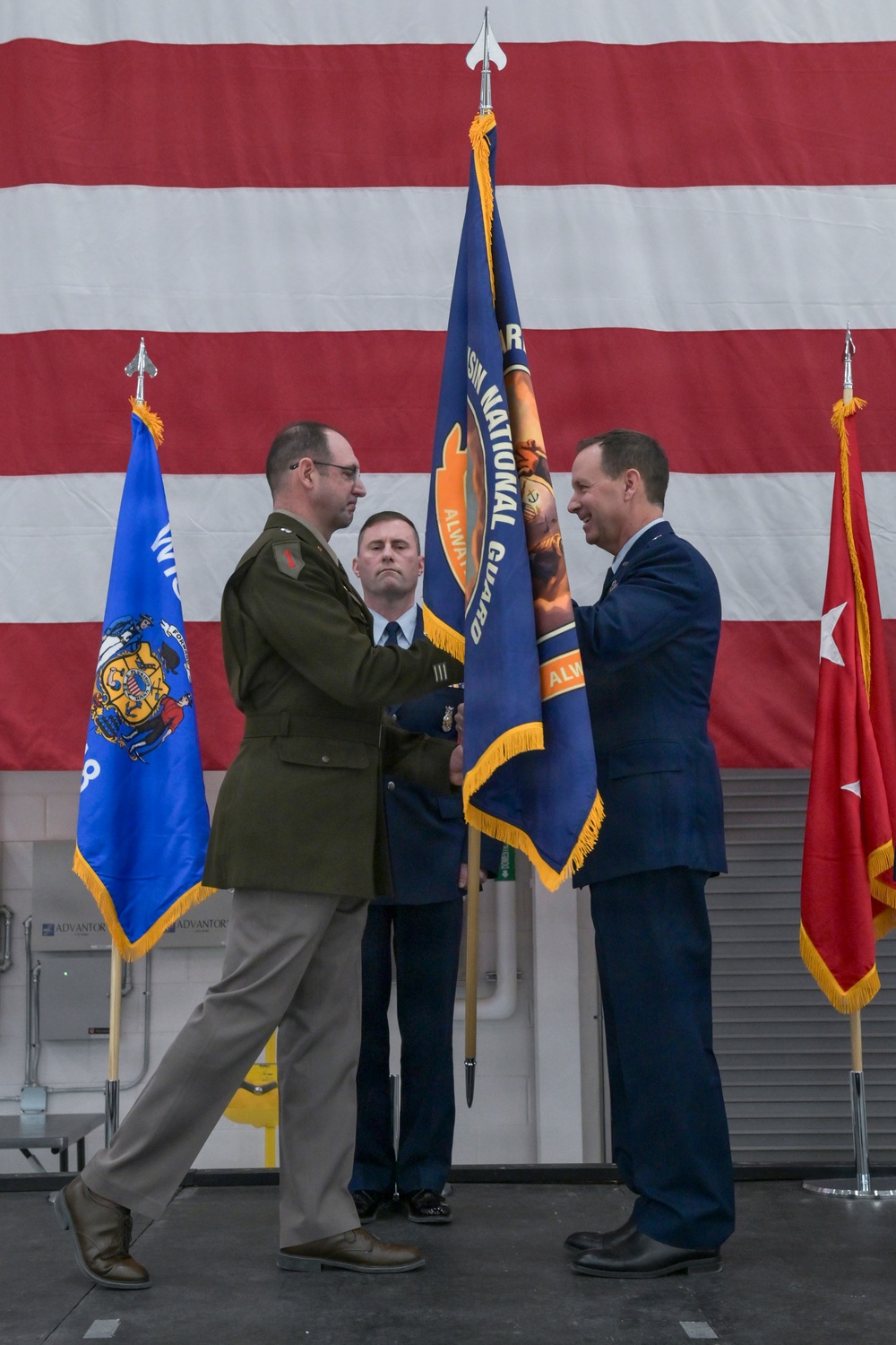 Wisconsin Air National Guard welcomes new commander