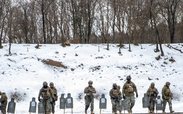 Marine Wing Support Squadron 171 trains at Mount Fuji