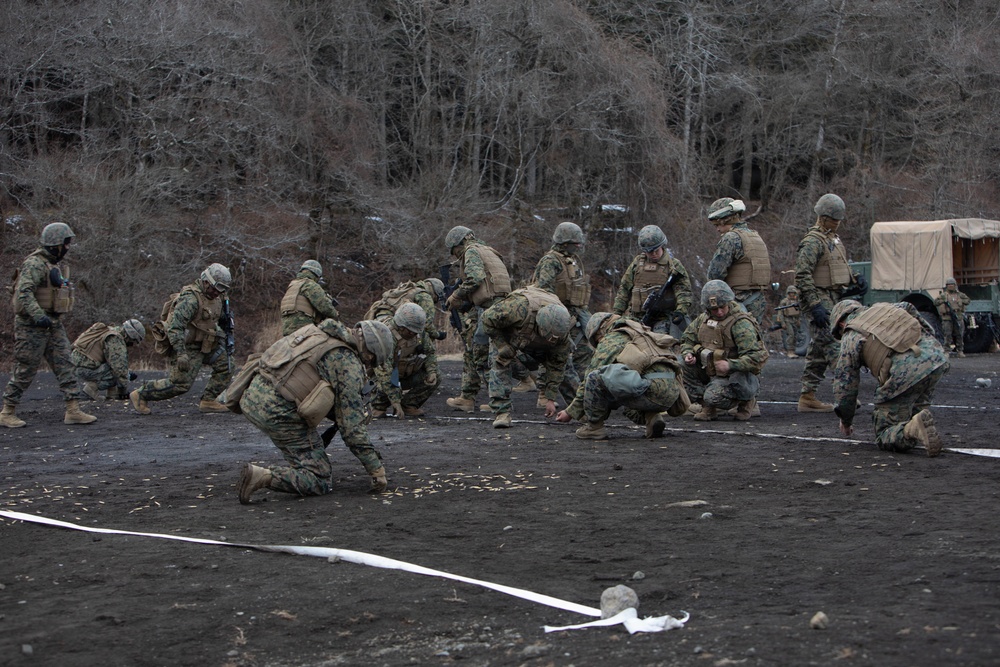Marine Wing Support Squadron 171 trains at Mount Fuji