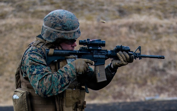 Marine Wing Support Squadron 171 trains at Mount Fuji
