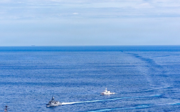 U.S., the Philippines and Australia Conduct Maritime Cooperative Activity 26-2.1