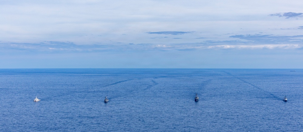 U.S., the Philippines and Australia Conduct Maritime Cooperative Activity 26-2.1