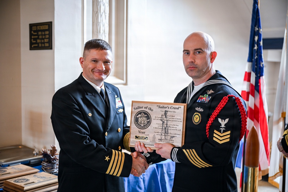 Lake County Navy League Awards Great Lakes Sailors of the Year