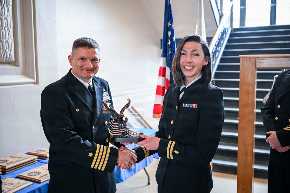 Lake County Navy League Awards Great Lakes Sailors of the Year