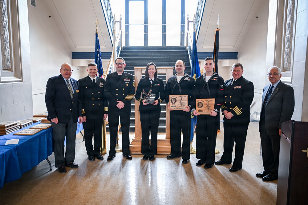 Lake County Navy League Awards Great Lakes Sailors of the Year