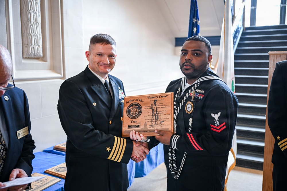 Lake County Navy League Awards Great Lakes Sailors of the Year