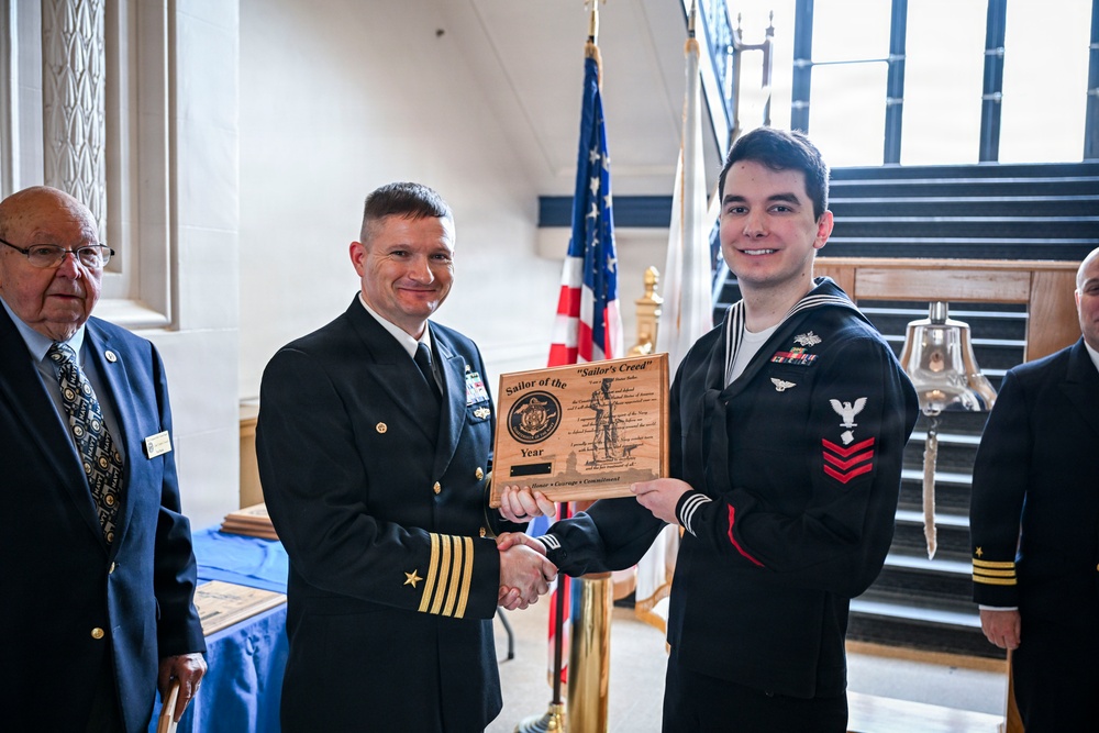 Lake County Navy League Awards Great Lakes Sailors of the Year