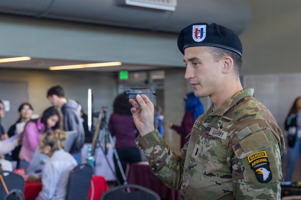 1-506th Infantry Participates in Career Exploration Event in Clarksville