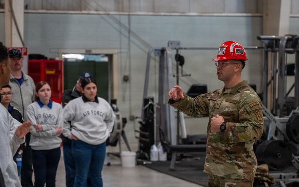 Lake View High School AFJROTC visits Goodfellow