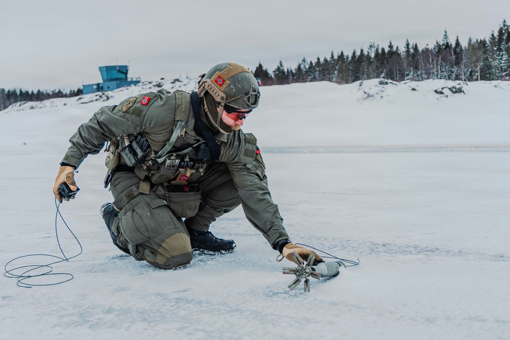 Arctic Specialist 2026 - EODMU EIGHT