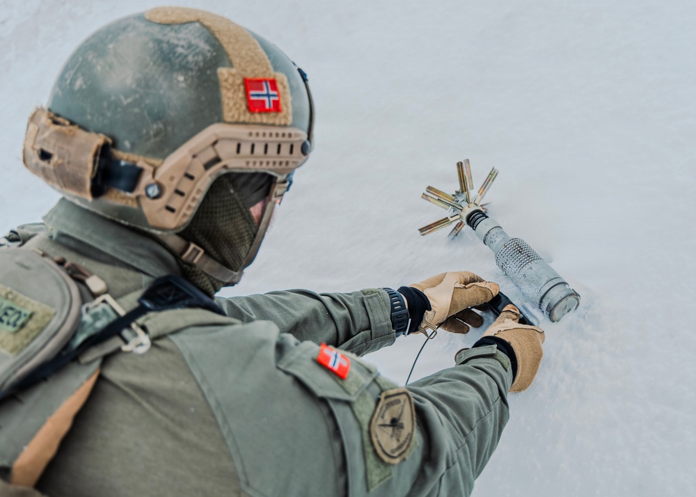 Arctic Specialist 2026 - EODMU EIGHT