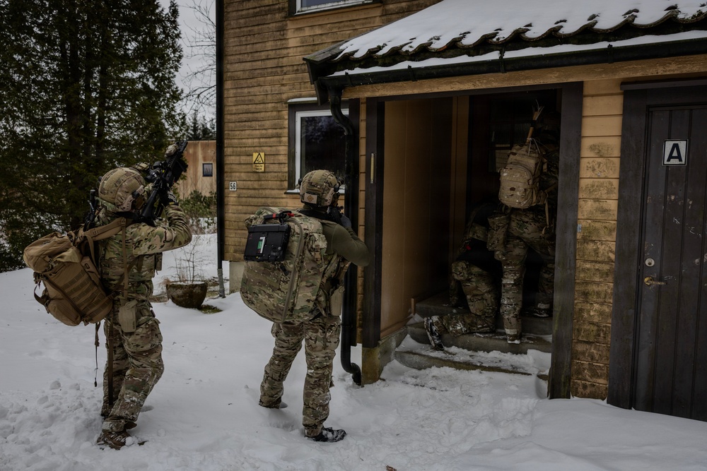 Arctic Specialist 2026 - EODMU EIGHT