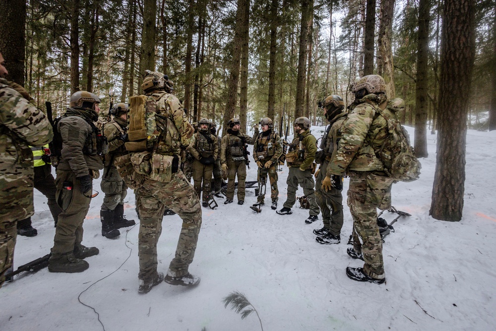 Arctic Specialist 2026 - EODMU EIGHT