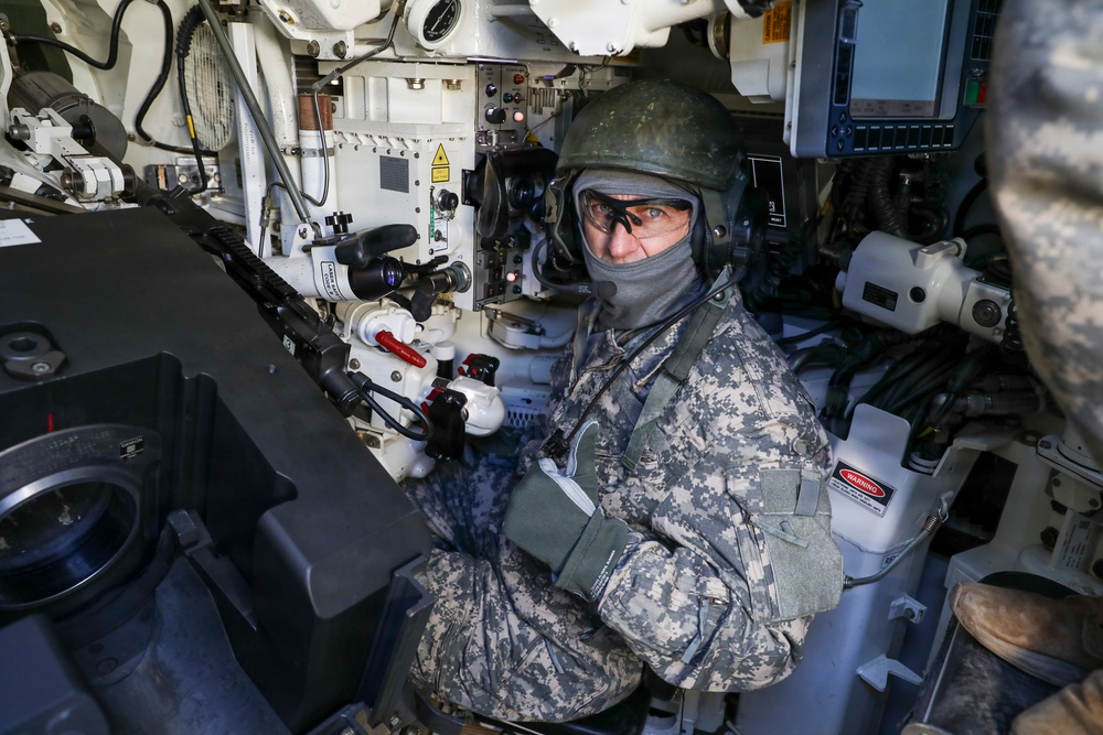 Nordhaus visits 34th Infantry Division during annual training