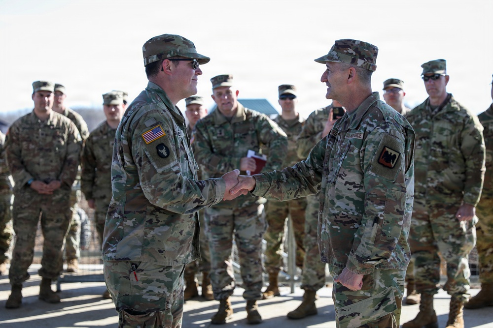 Nordhaus visits 34th Infantry Division during annual training