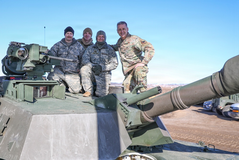 Nordhaus visits 34th Infantry Division during annual training