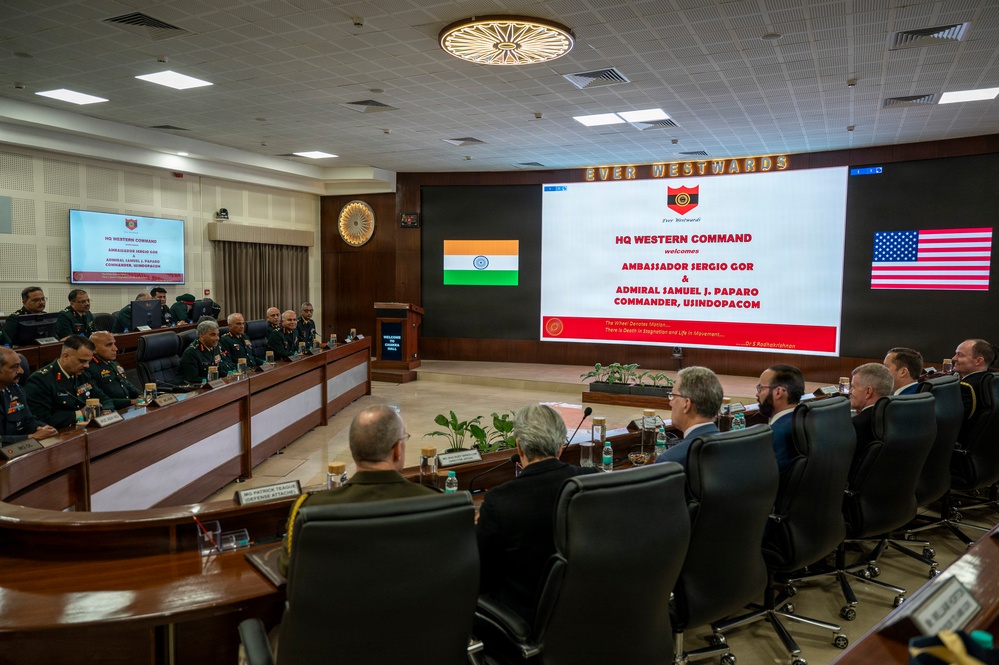 Commander strengthens U.S. - India relationship during visit