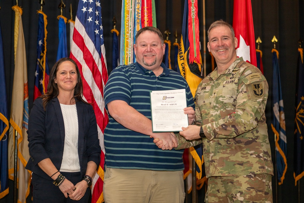 DEVCOM recognizes newest 'Agents of Transformation' at mentorship program graduation