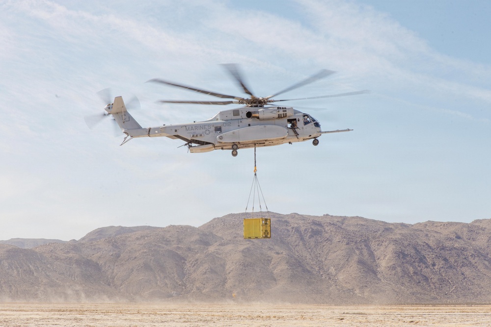 MWSS-272 conducts a FARP during SLTE 1-26