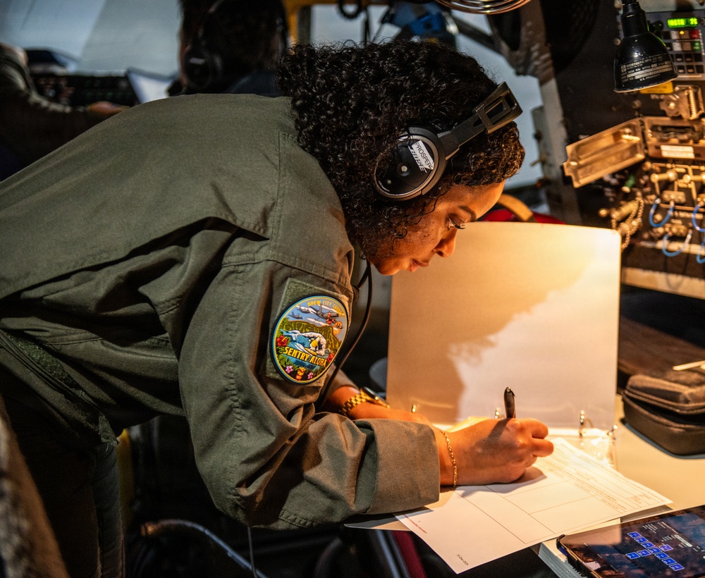 In-Flight Refueling Operations During Sentry Aloha 26-1