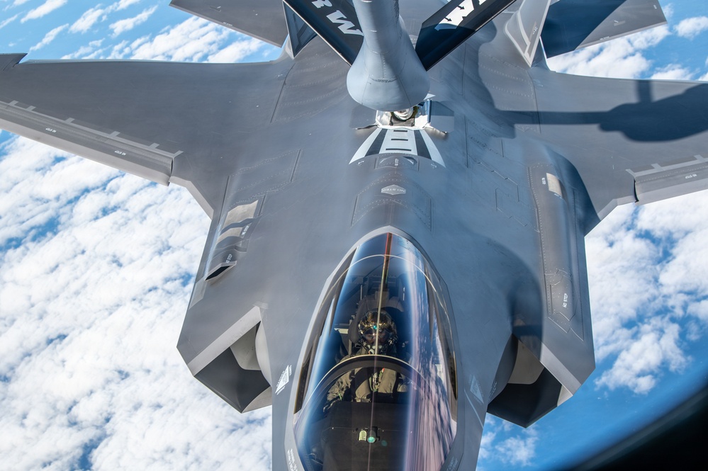 In-Flight Refueling Operations During Sentry Aloha 26-1