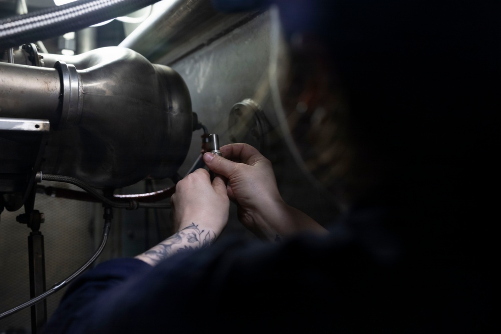 USS Bulkeley (DDG 84) Sailors perform maintenance in the engineering room, Jan. 27, 2026