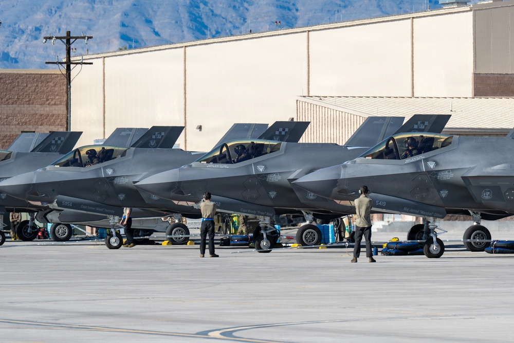 Red Flag-Nellis 26-1 taxi and take offs